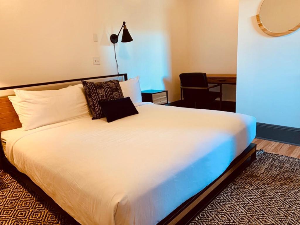 Hood River Hotel Экстерьер фото