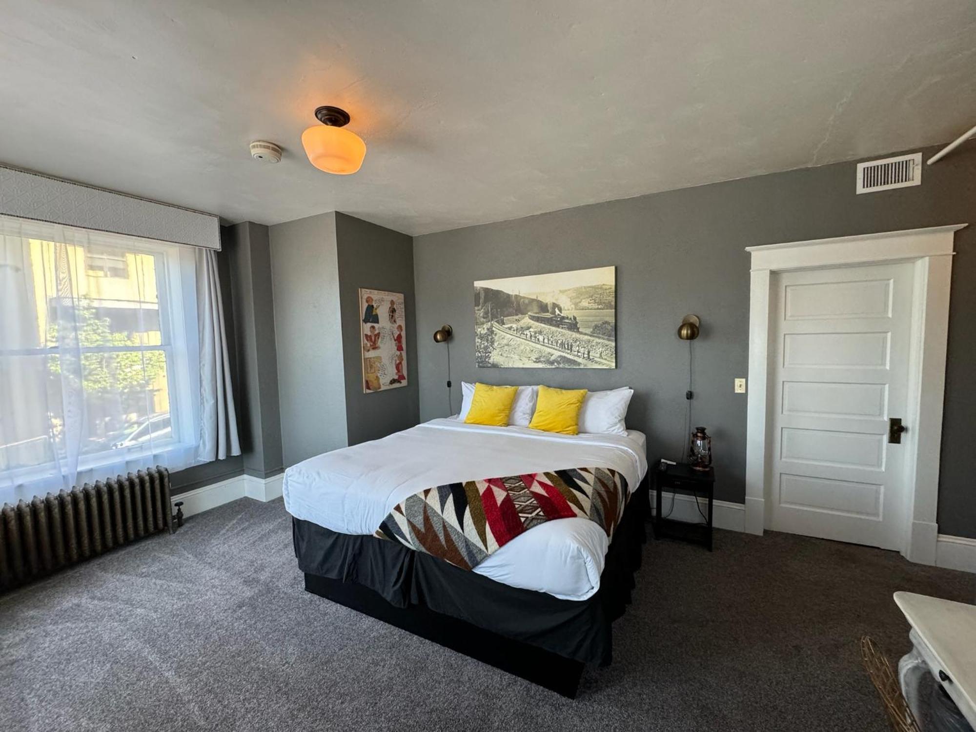 Hood River Hotel Экстерьер фото