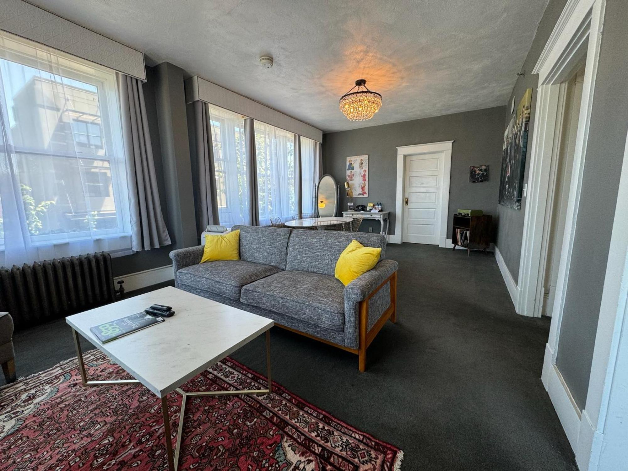 Hood River Hotel Экстерьер фото