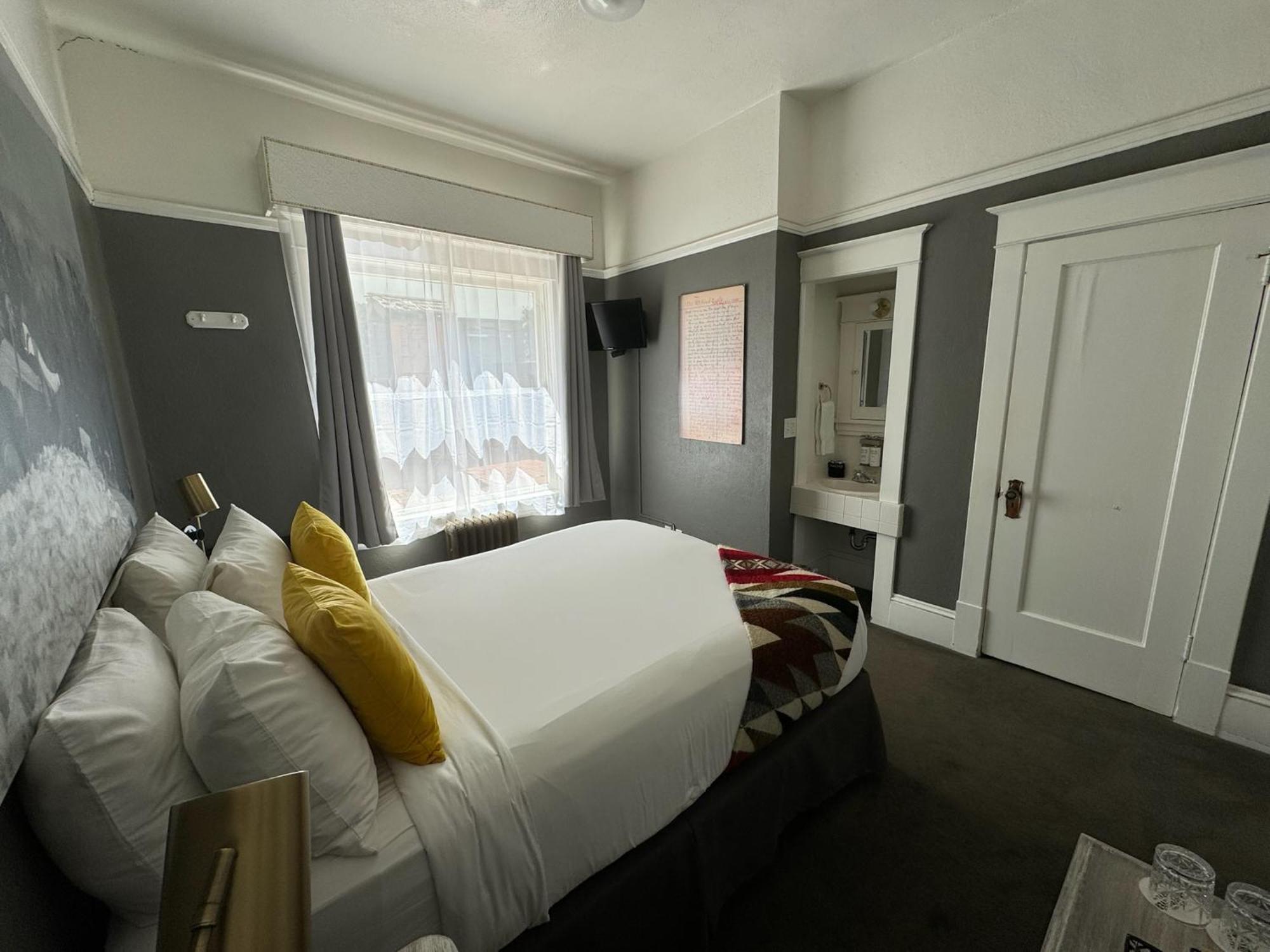 Hood River Hotel Экстерьер фото