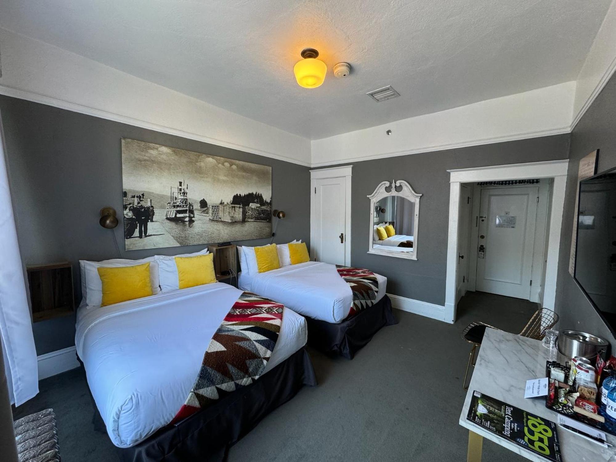 Hood River Hotel Экстерьер фото
